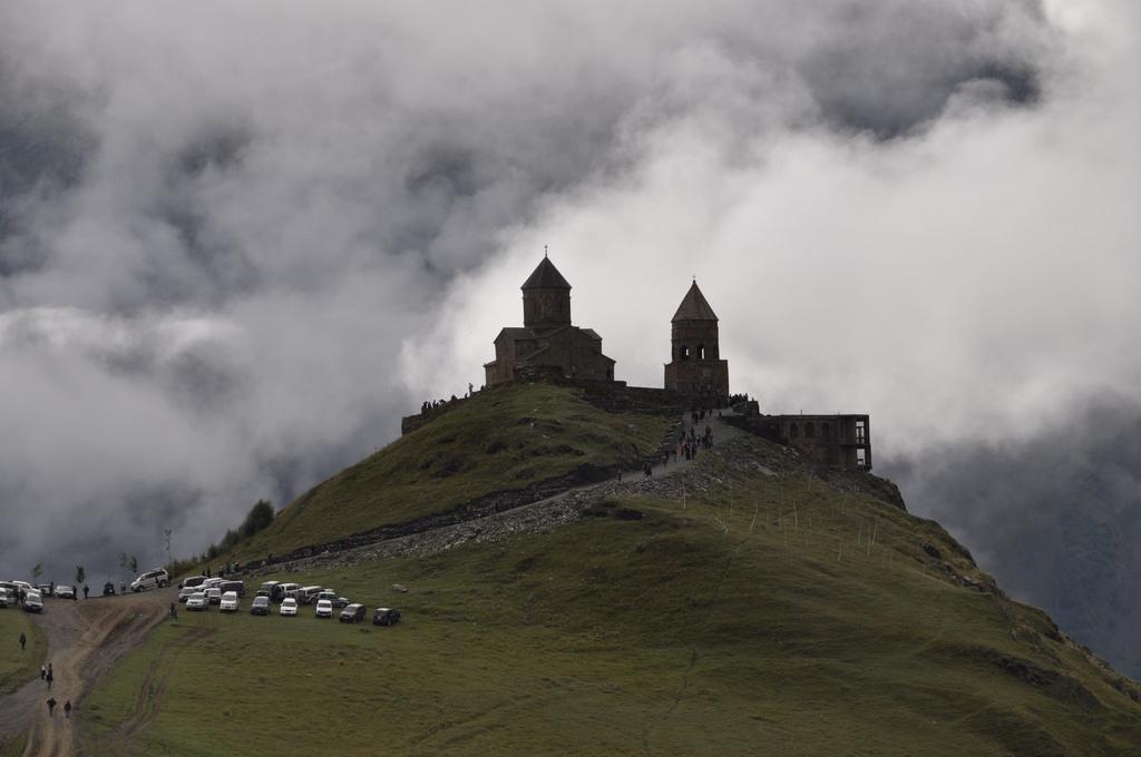 Nino Khetaguri Guest House Kazbegi Kültér fotó