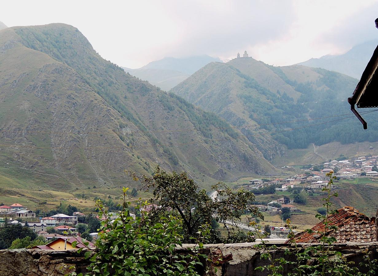 Nino Khetaguri Guest House Kazbegi Kültér fotó